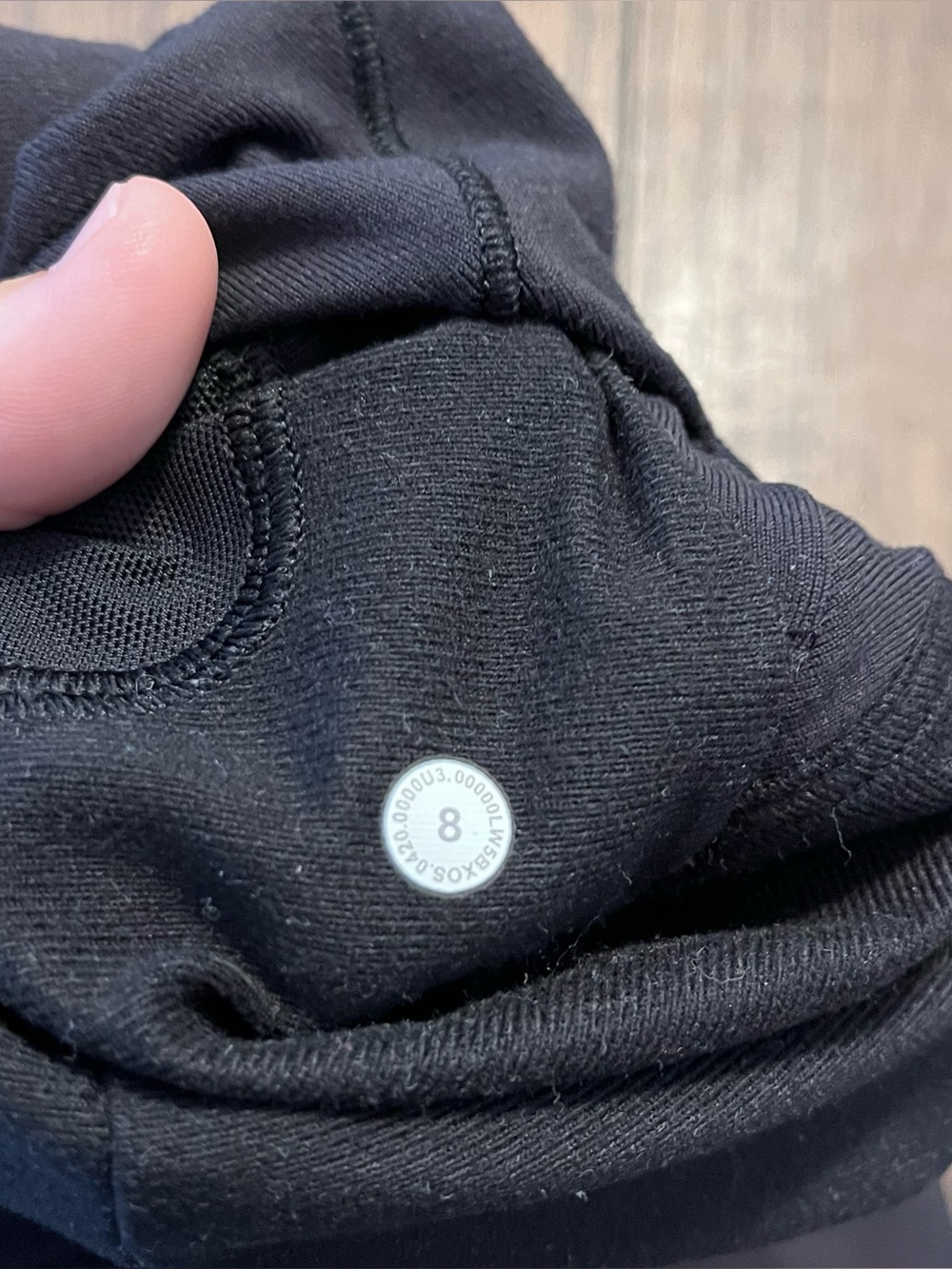 Lululemon Black Joggers Womens size 8 - Picture 2 of 6
